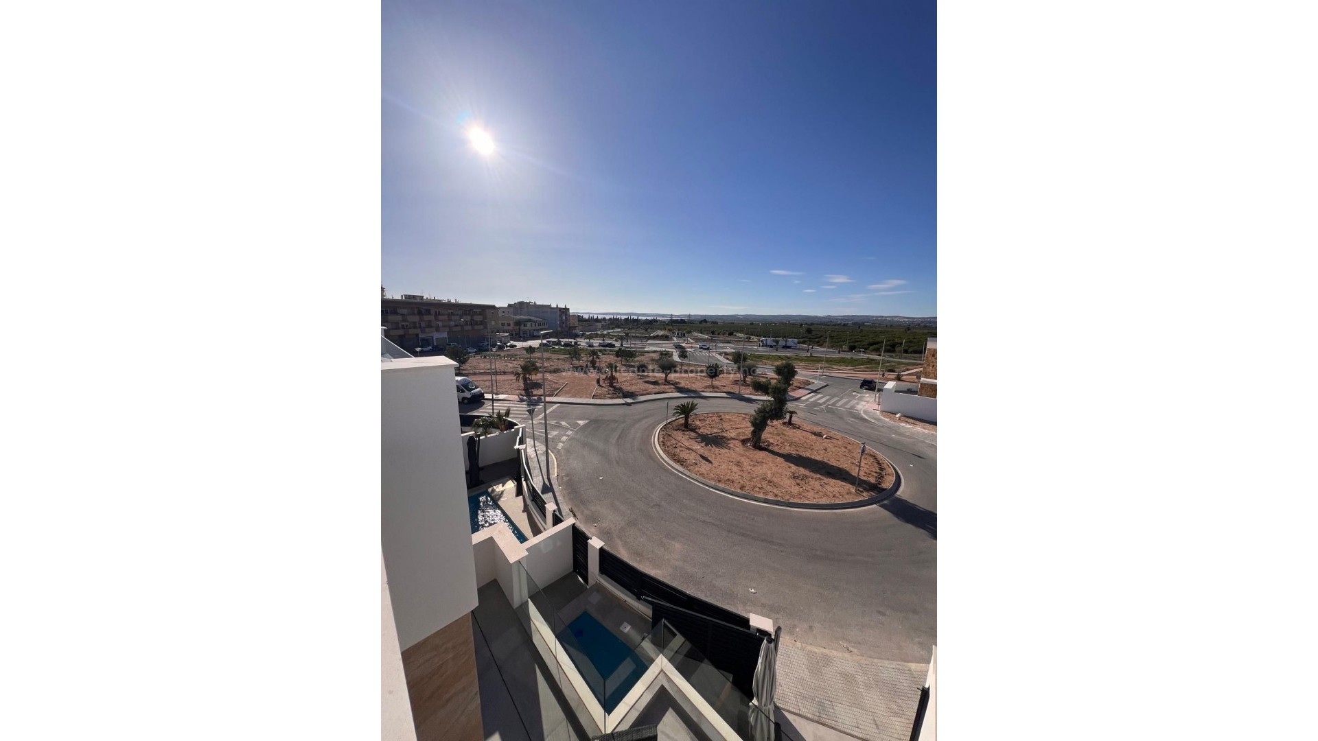 Villa en Los Montesinos Centro