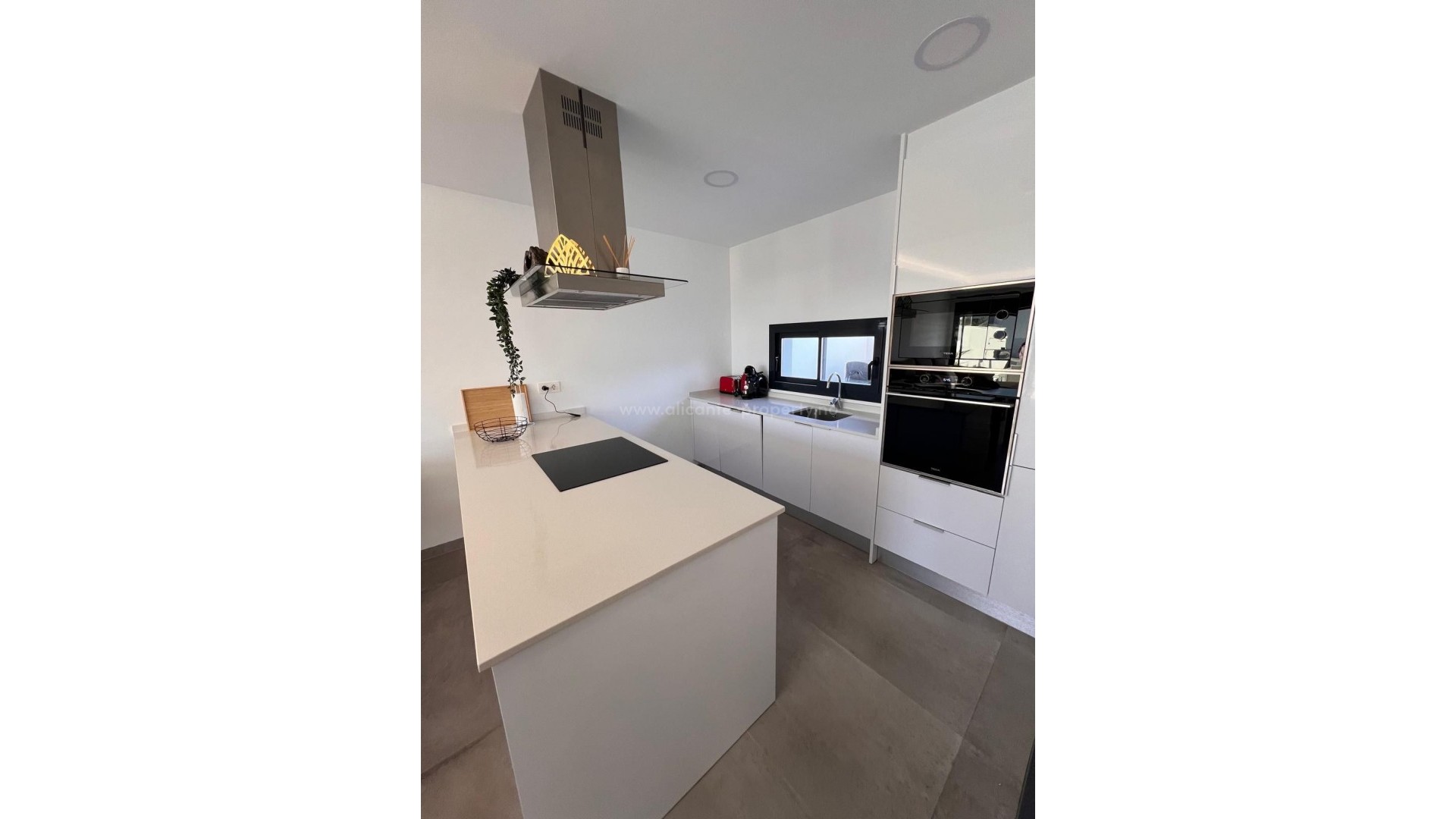 Villa en Los Montesinos Centro