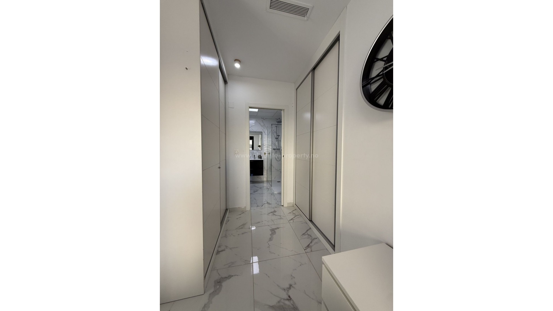 Villa en Los Montesinos Centro