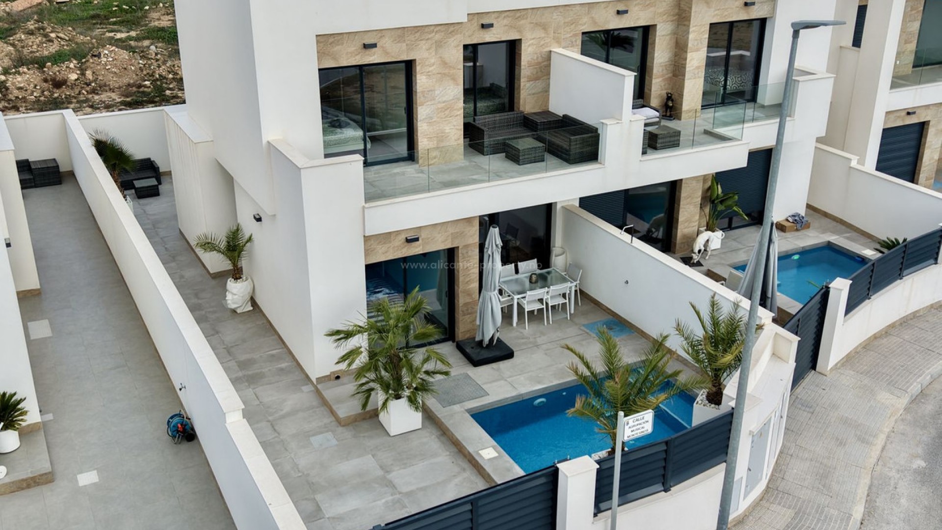 Villa en Los Montesinos Centro