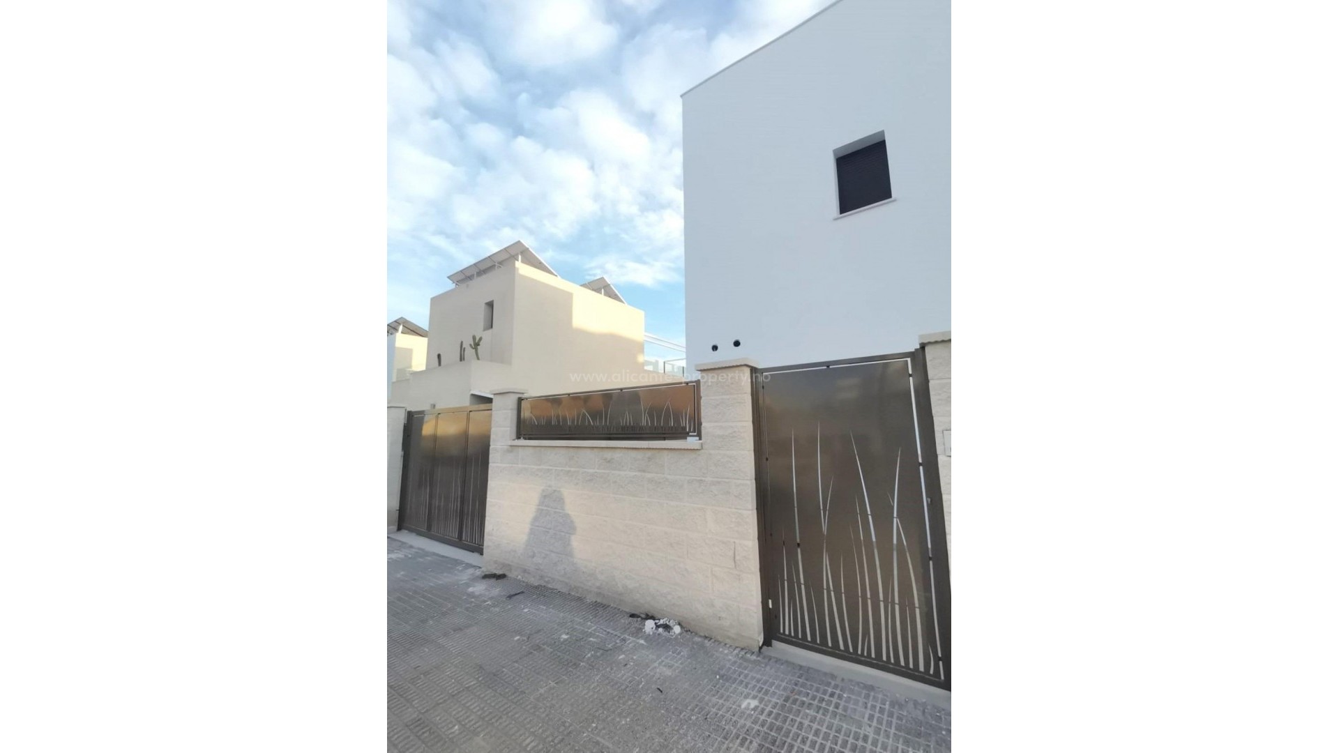 Villa en Los Montesinos Centro