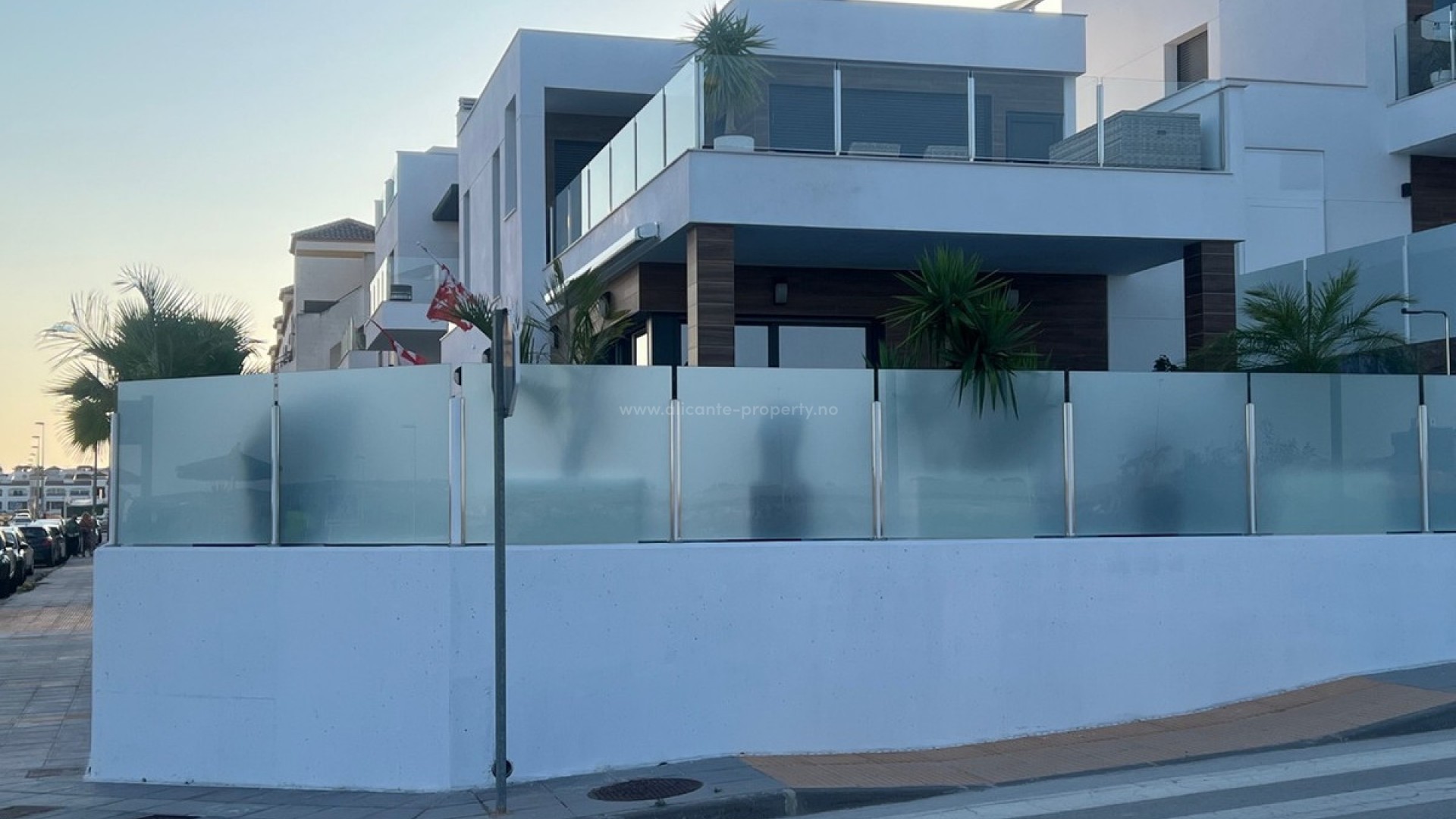 Villa en Los Montesinos Centro