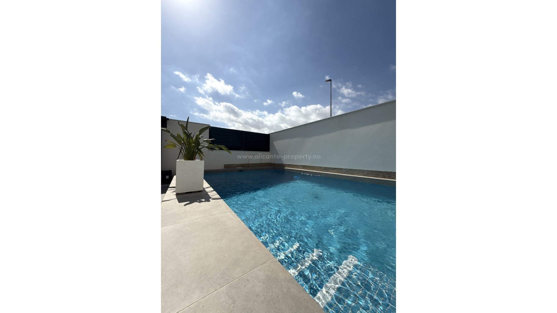 Villa en Los Montesinos Centro