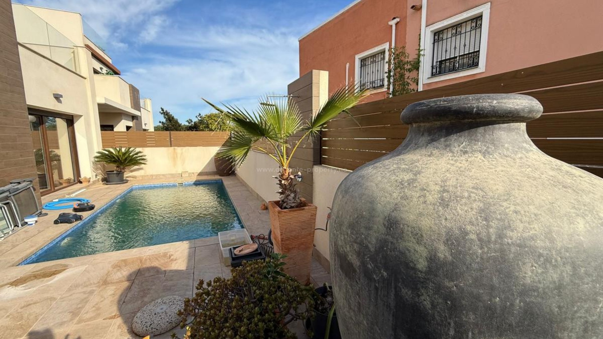 Villa en Los Montesinos Centro