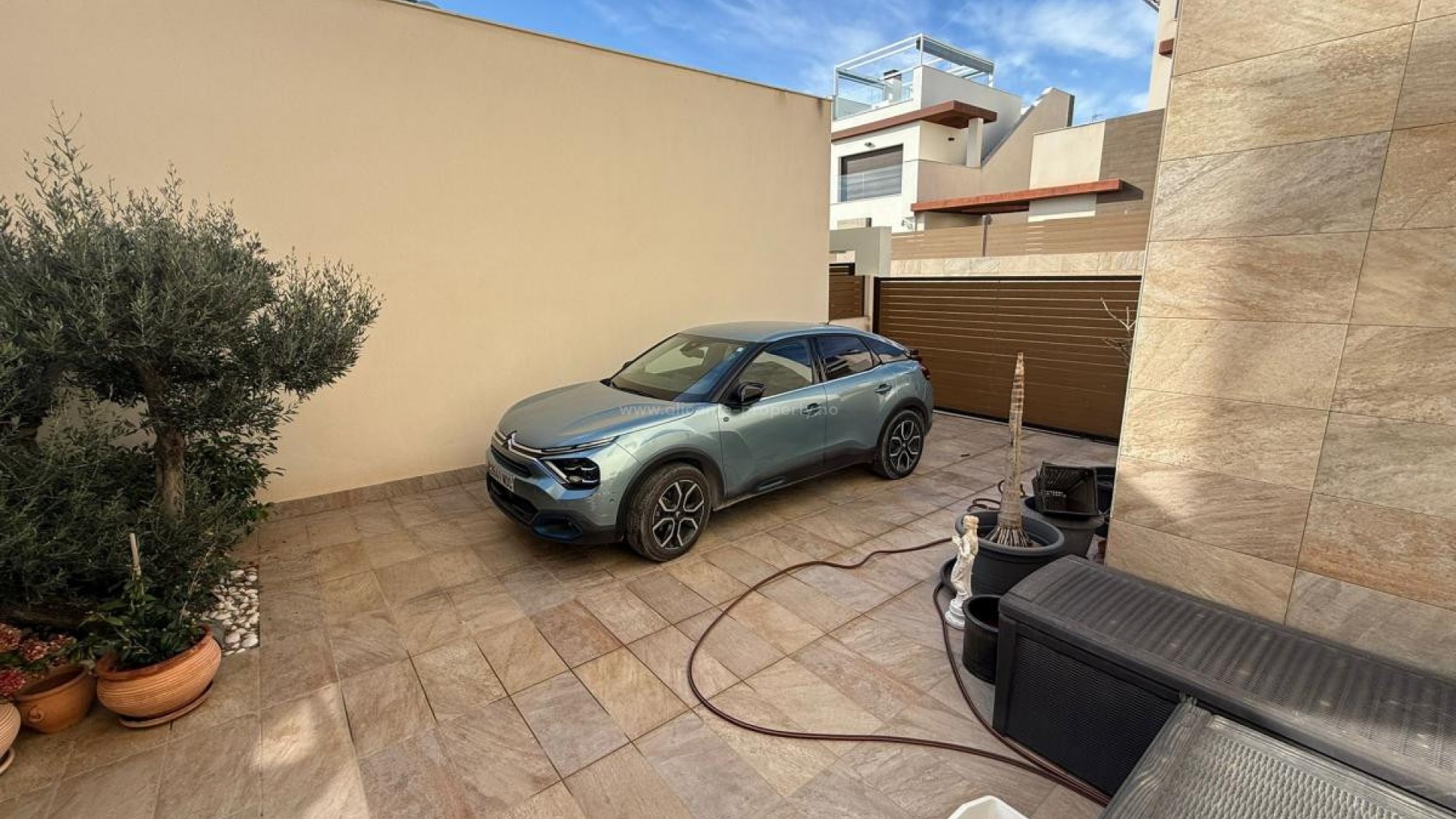Villa en Los Montesinos Centro