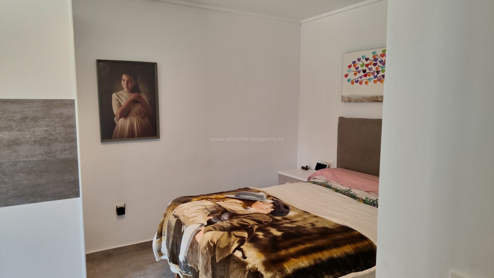 Villa en Los Montesinos Centro