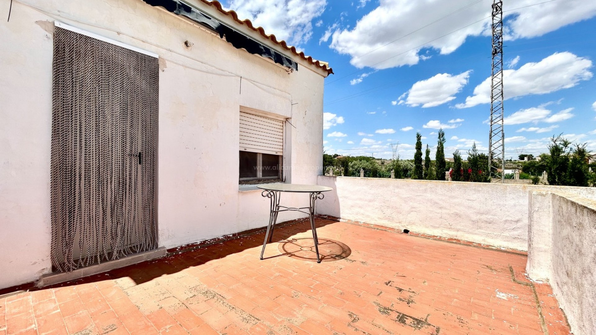 Villa en Los Montesinos Centro