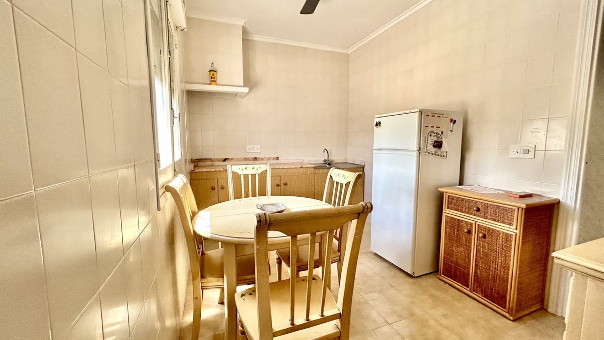 Villa en Los Montesinos Centro