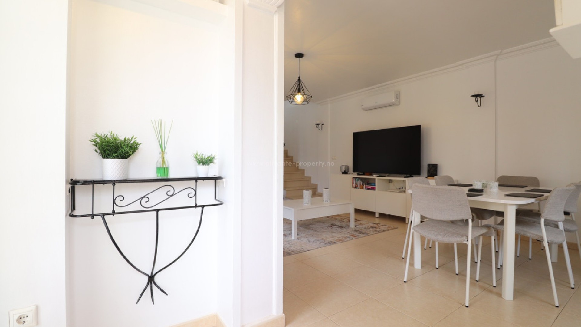Villa en Los Montesinos Centro