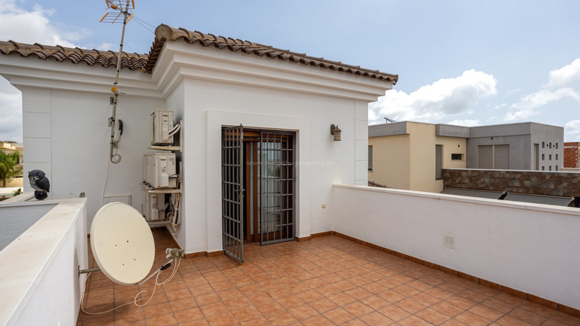 Villa en Los Montesinos Centro