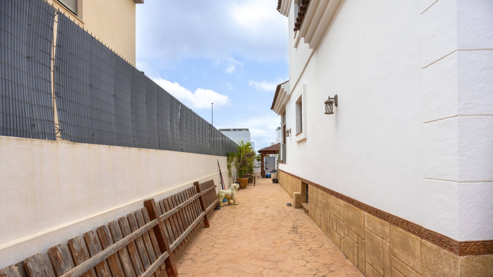 Villa en Los Montesinos Centro