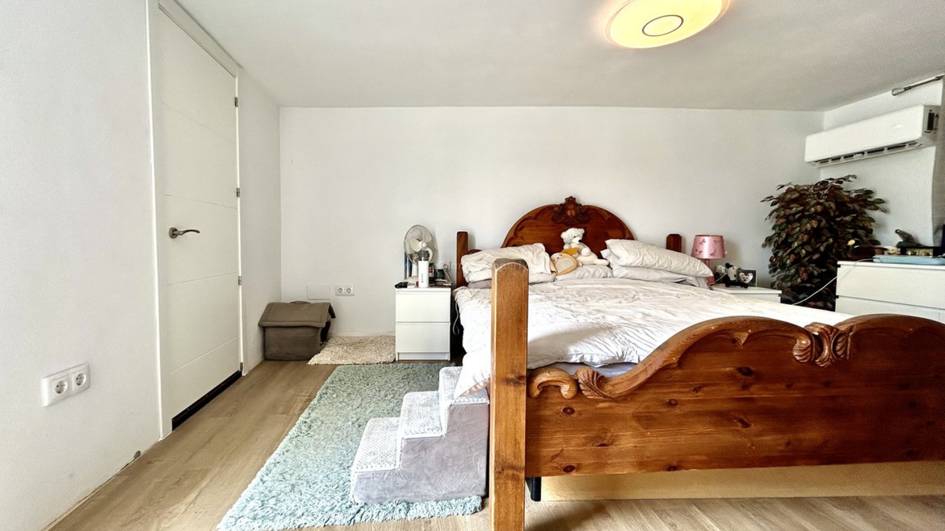Villa en Los Montesinos Centro