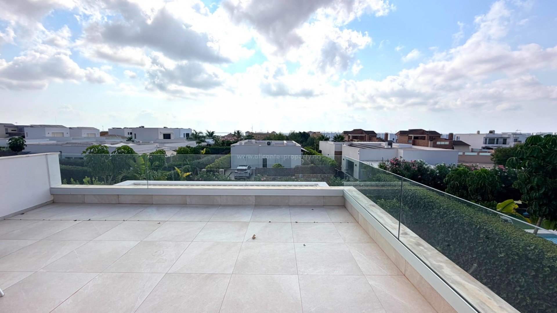Villa en Los Montesinos - Urb. La Herrada