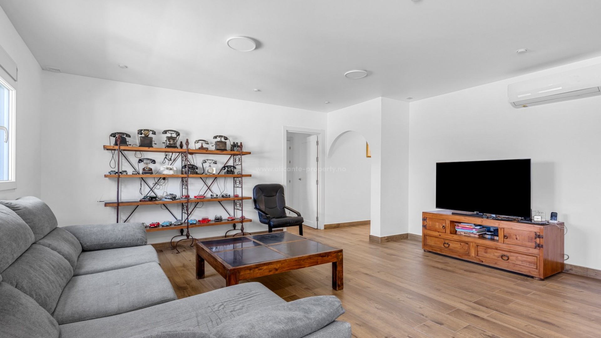 Villa en Los Montesinos