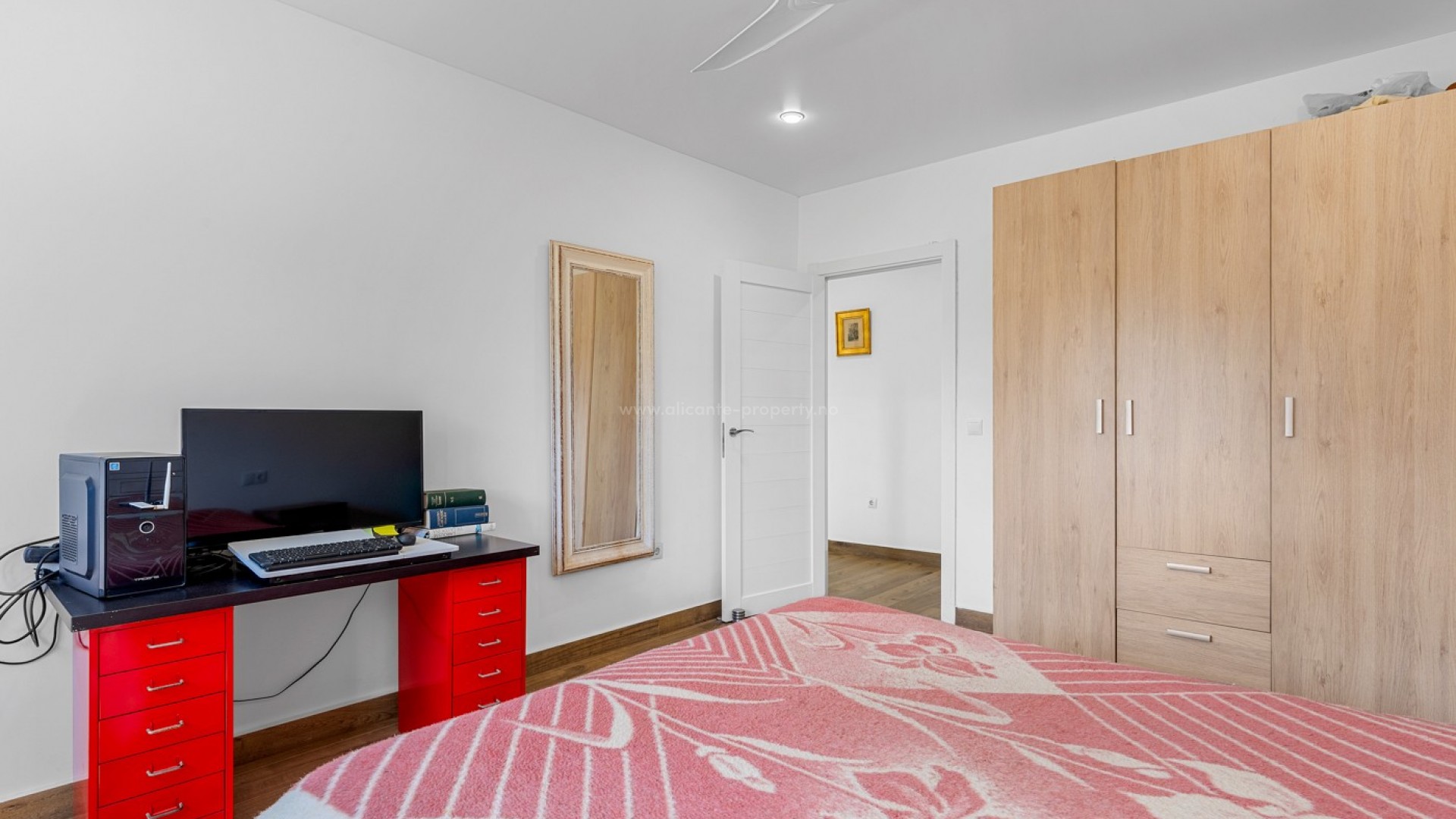 Villa en Los Montesinos