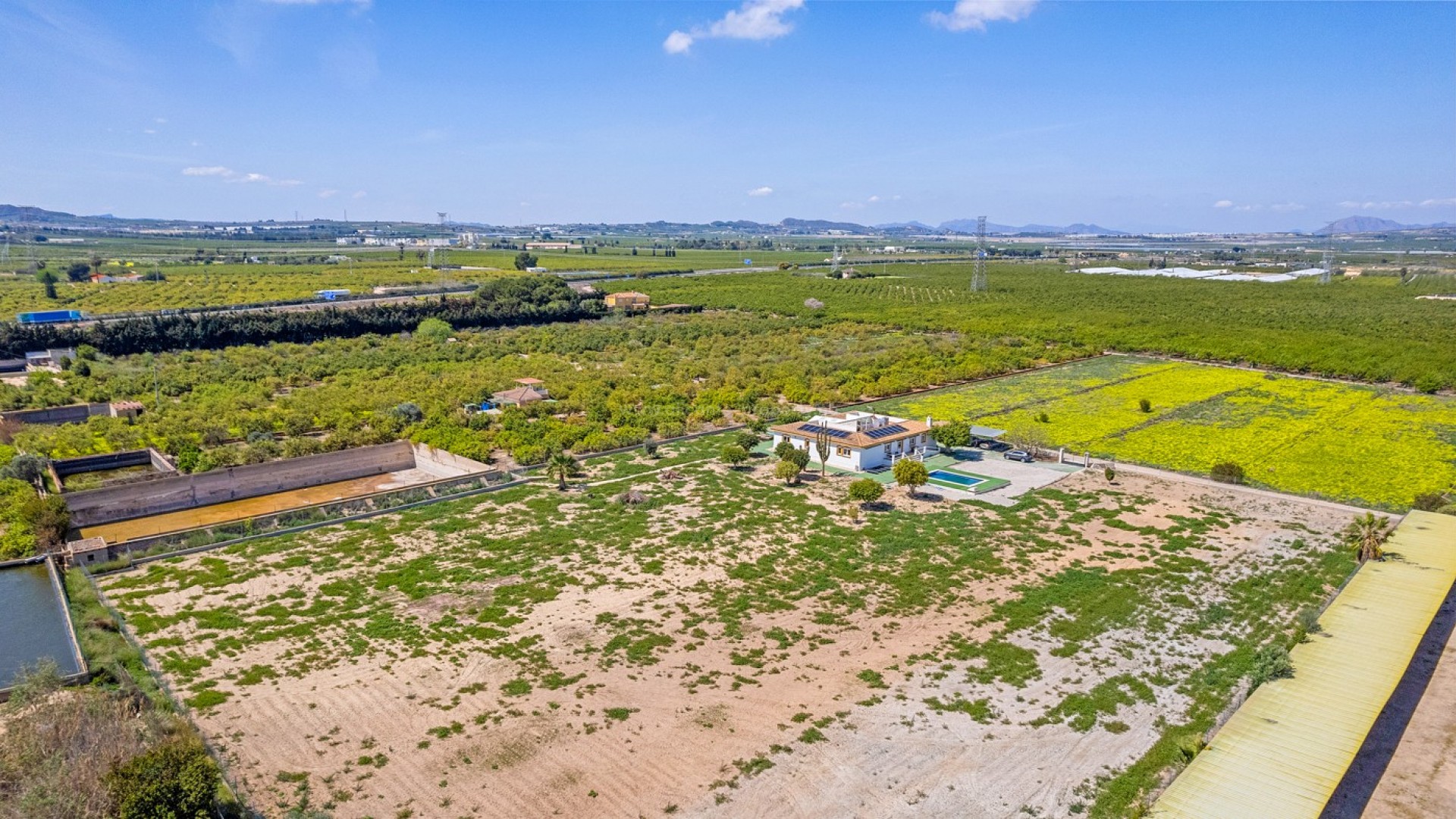 Villa en Los Montesinos