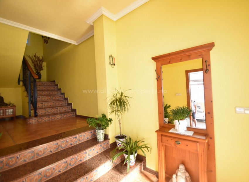 Villa en Los Montesinos