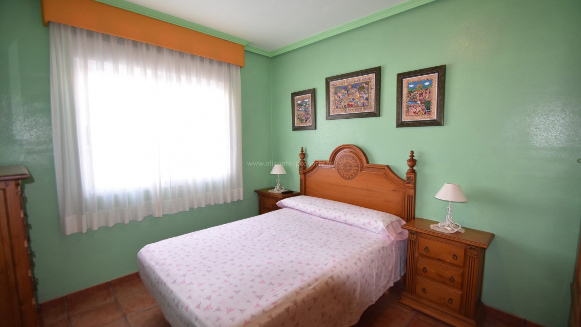 Villa en Los Montesinos