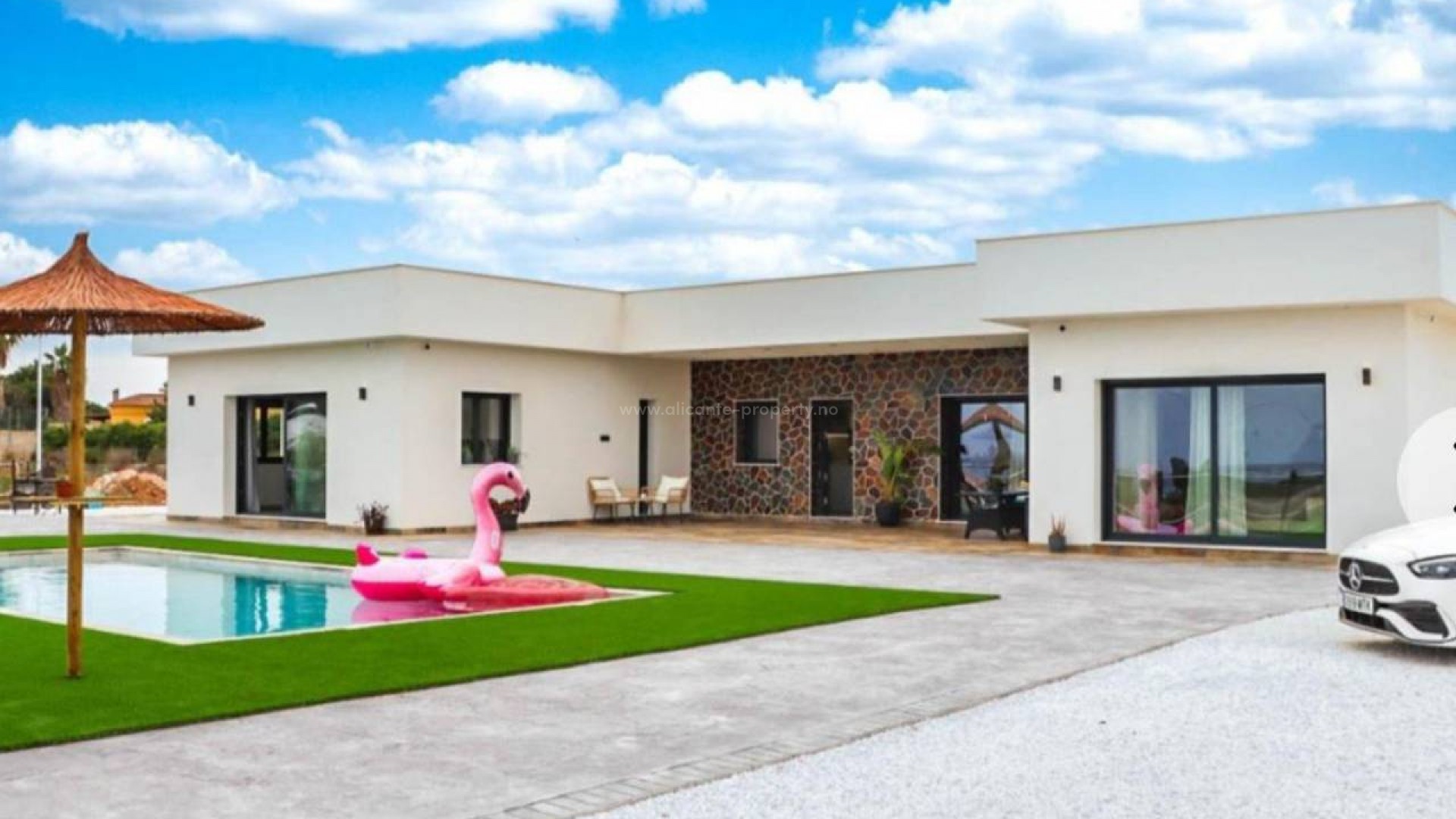 Villa en Los Montesinos