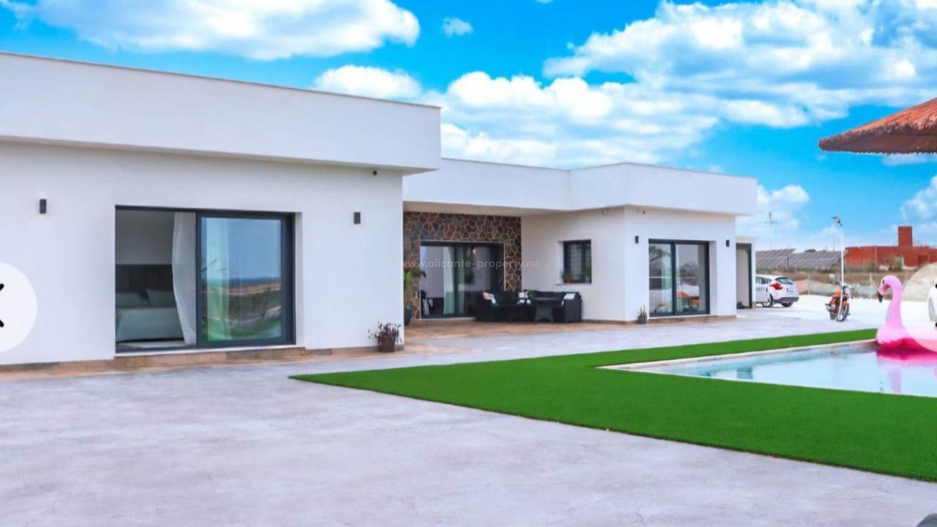 Villa en Los Montesinos