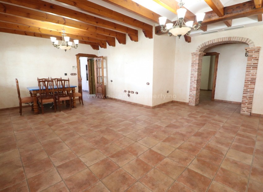 Villa en Los Palacios