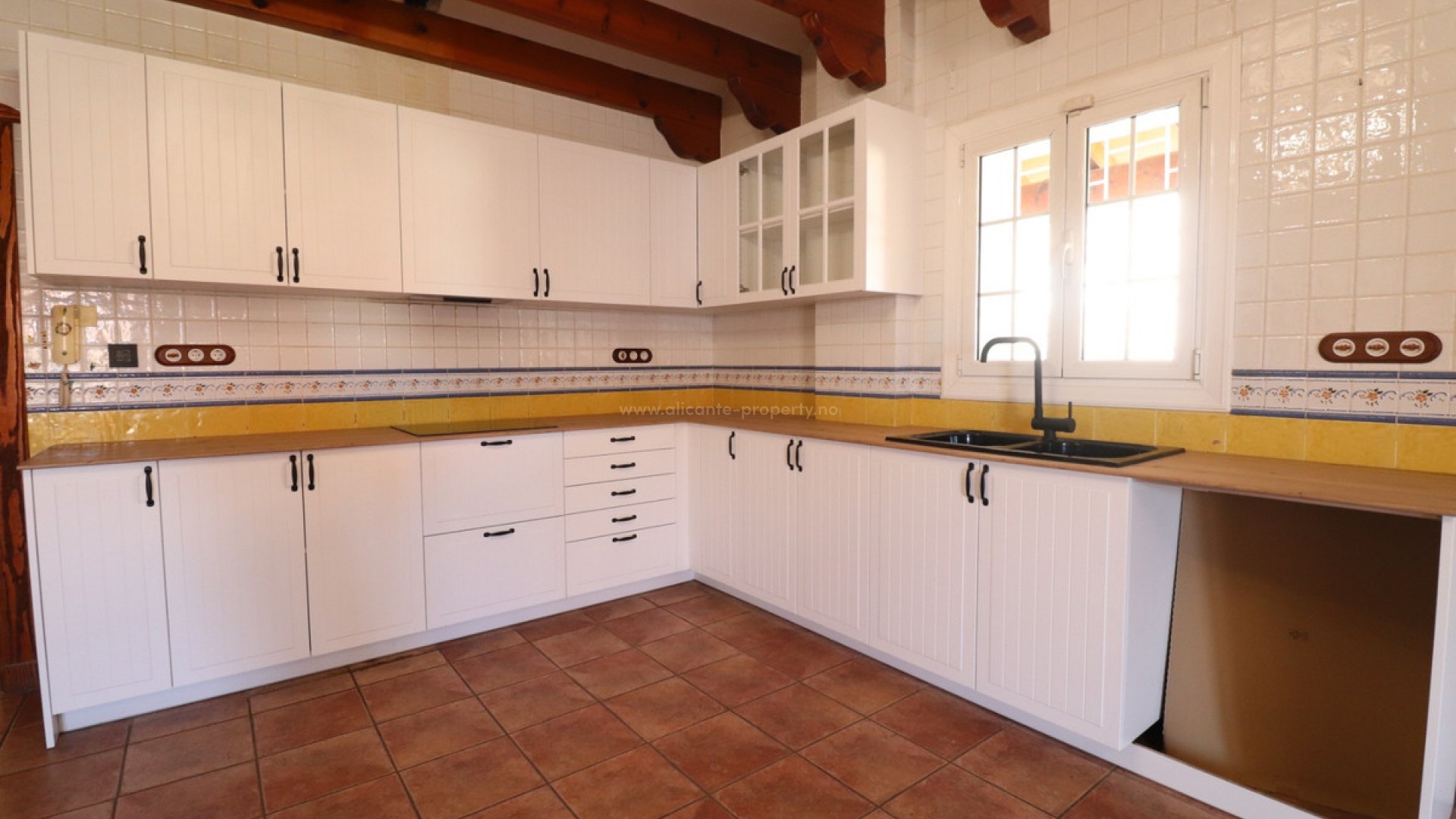 Villa en Los Palacios