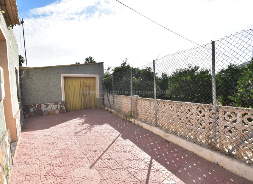 Villa en Los Palacios