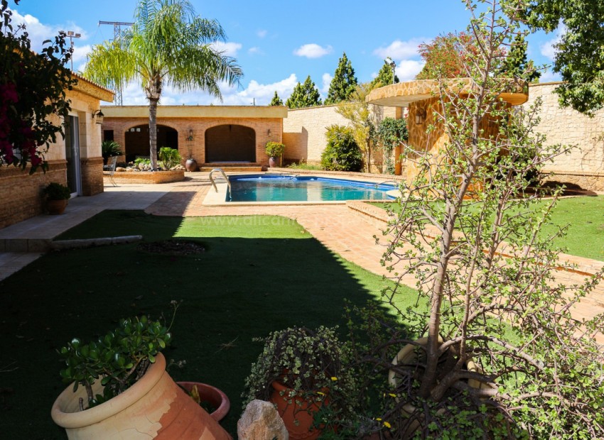 Villa en Los Urrutias