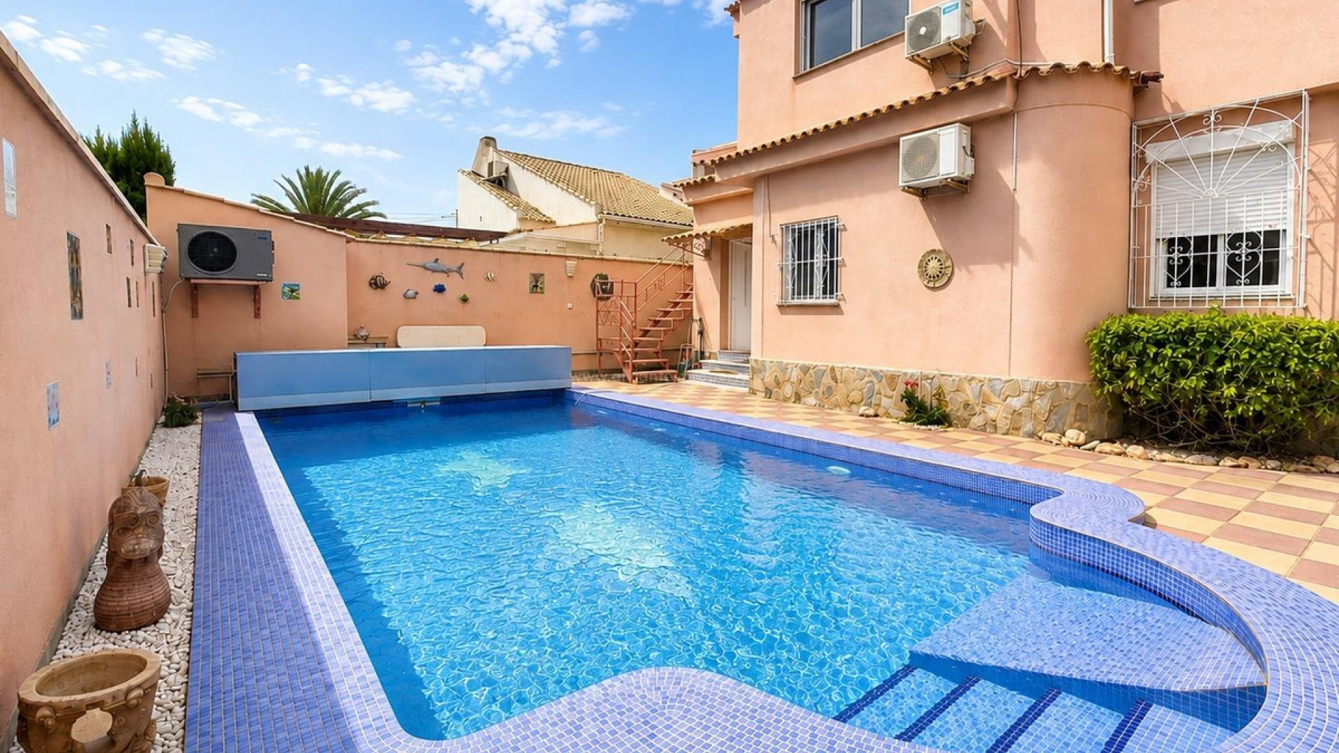 Villa en Mil Palmeras