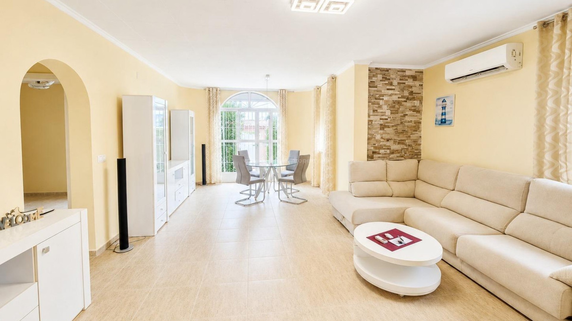 Villa en Mil Palmeras