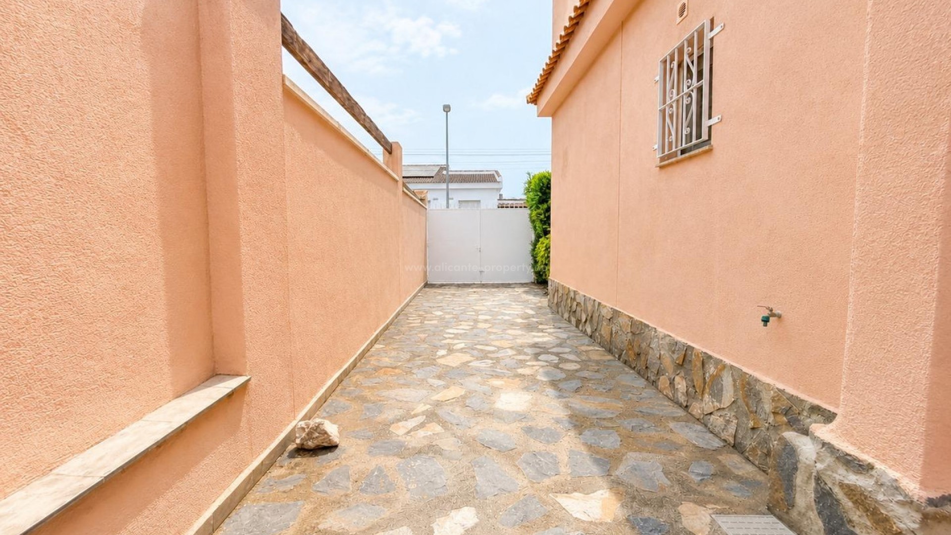 Villa en Mil Palmeras