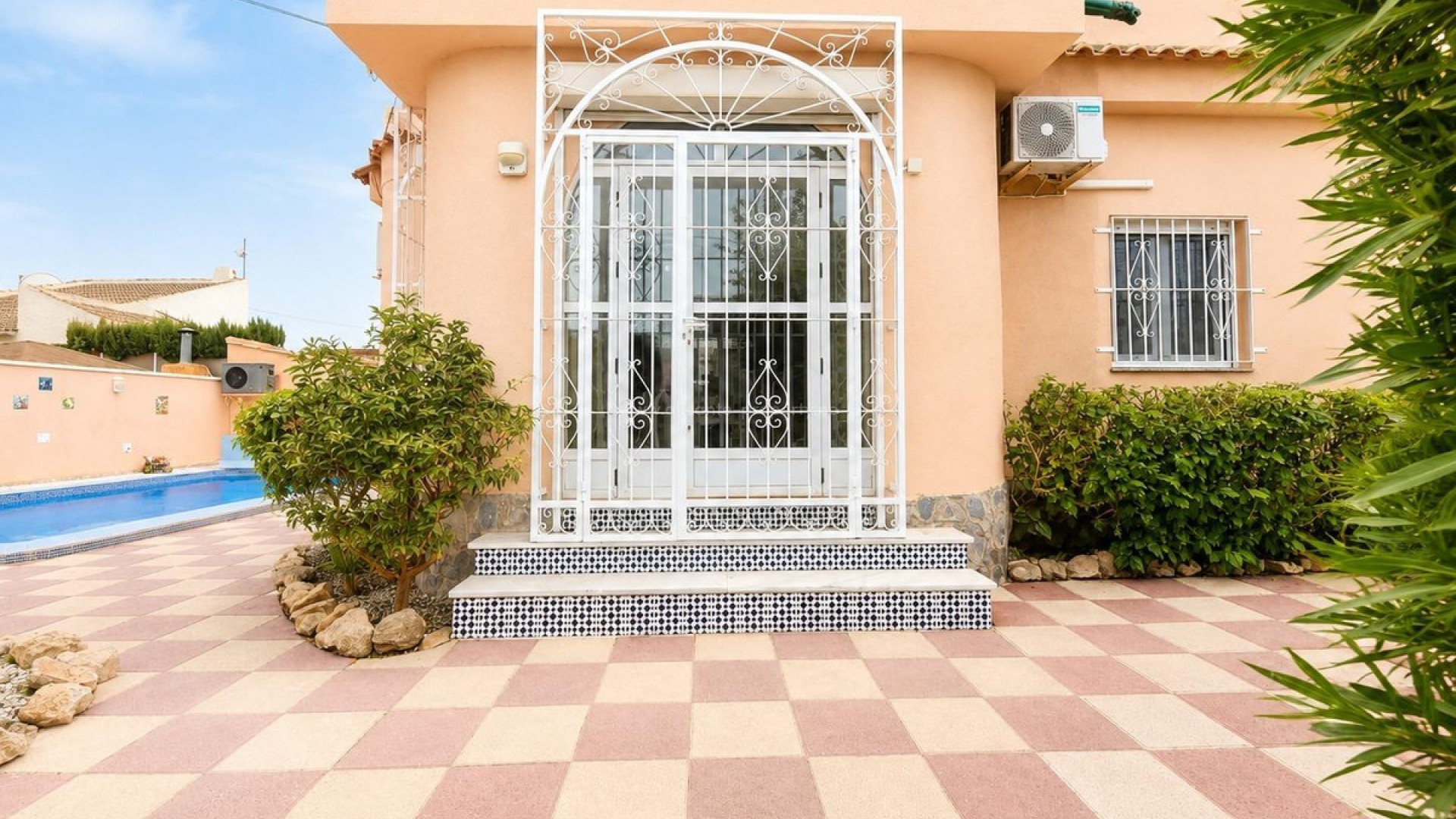 Villa en Mil Palmeras