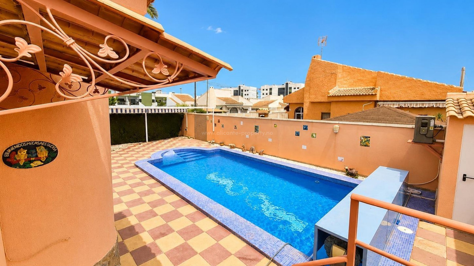 Villa en Mil Palmeras