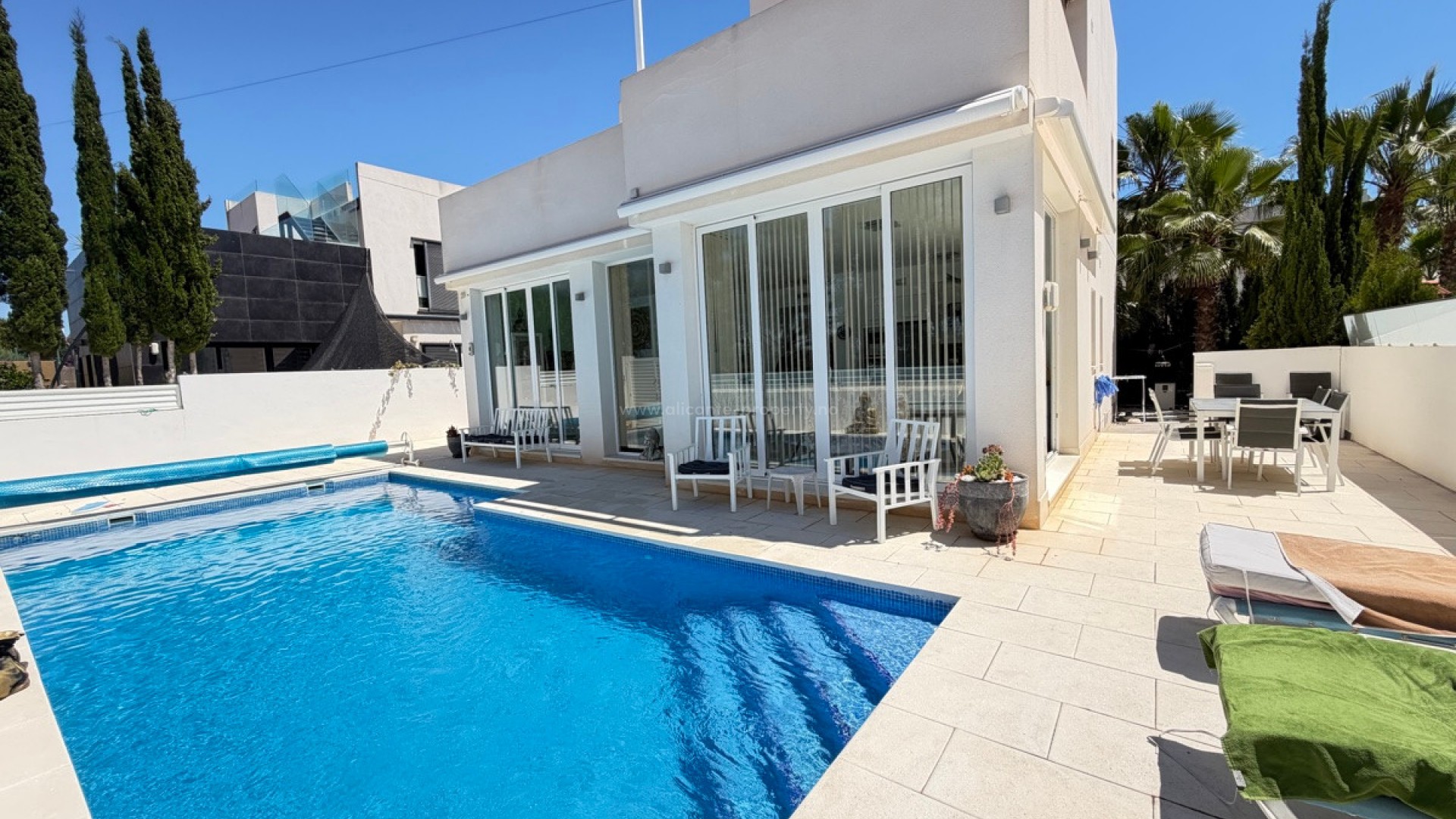 Villa en Mil Palmeras