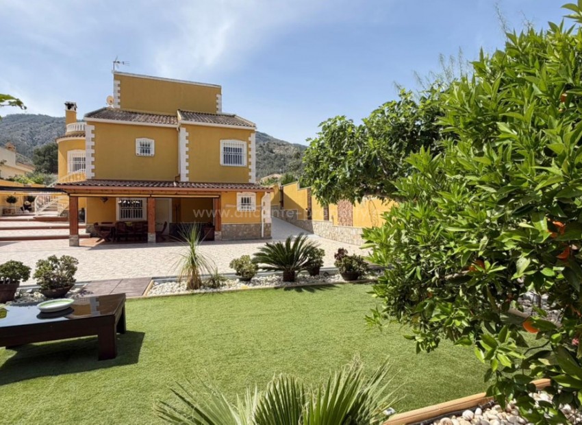 Villa en Orihuela Centro