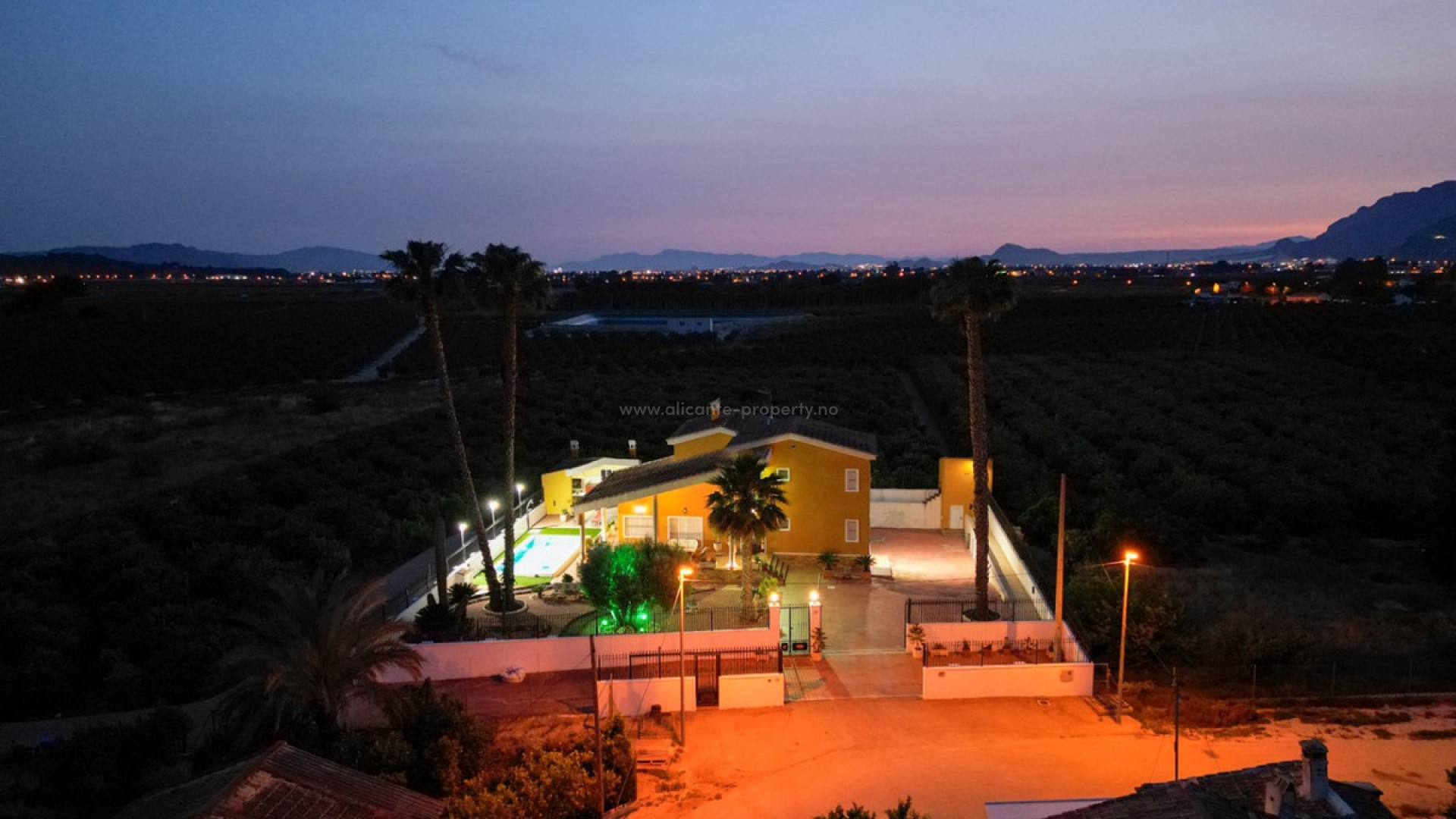 Villa en Orihuela Centro