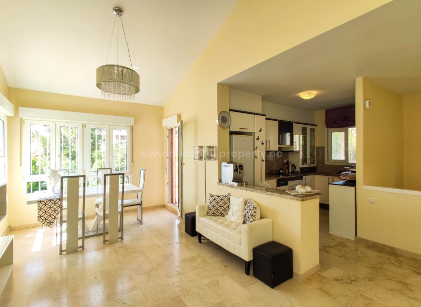 Villa en Orihuela Costa