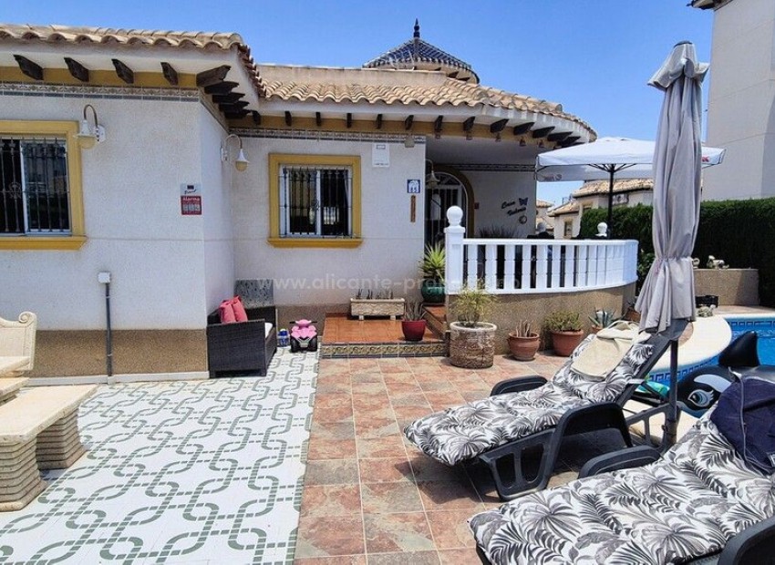 Villa en Orihuela Costa