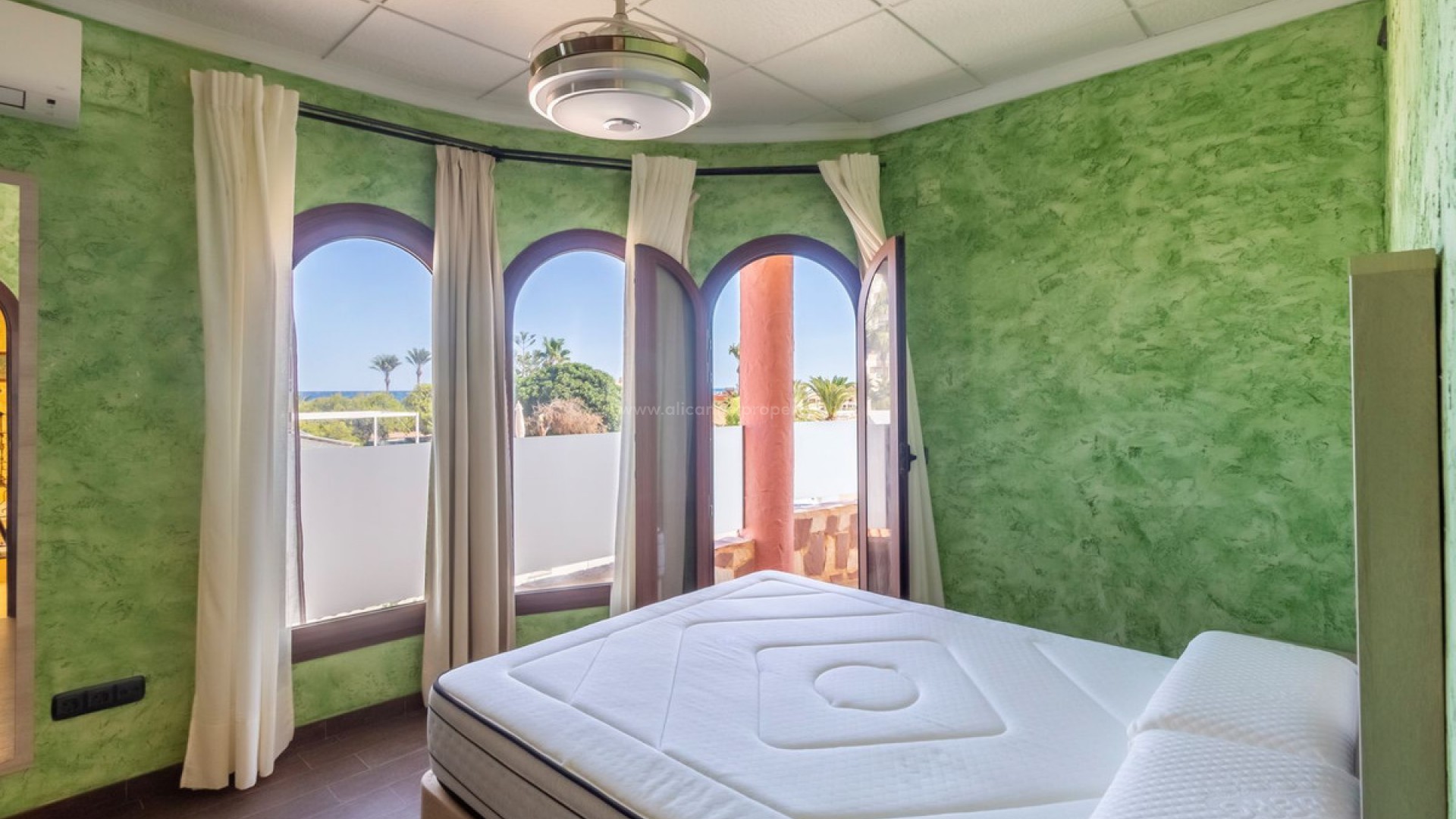Villa en Orihuela Costa