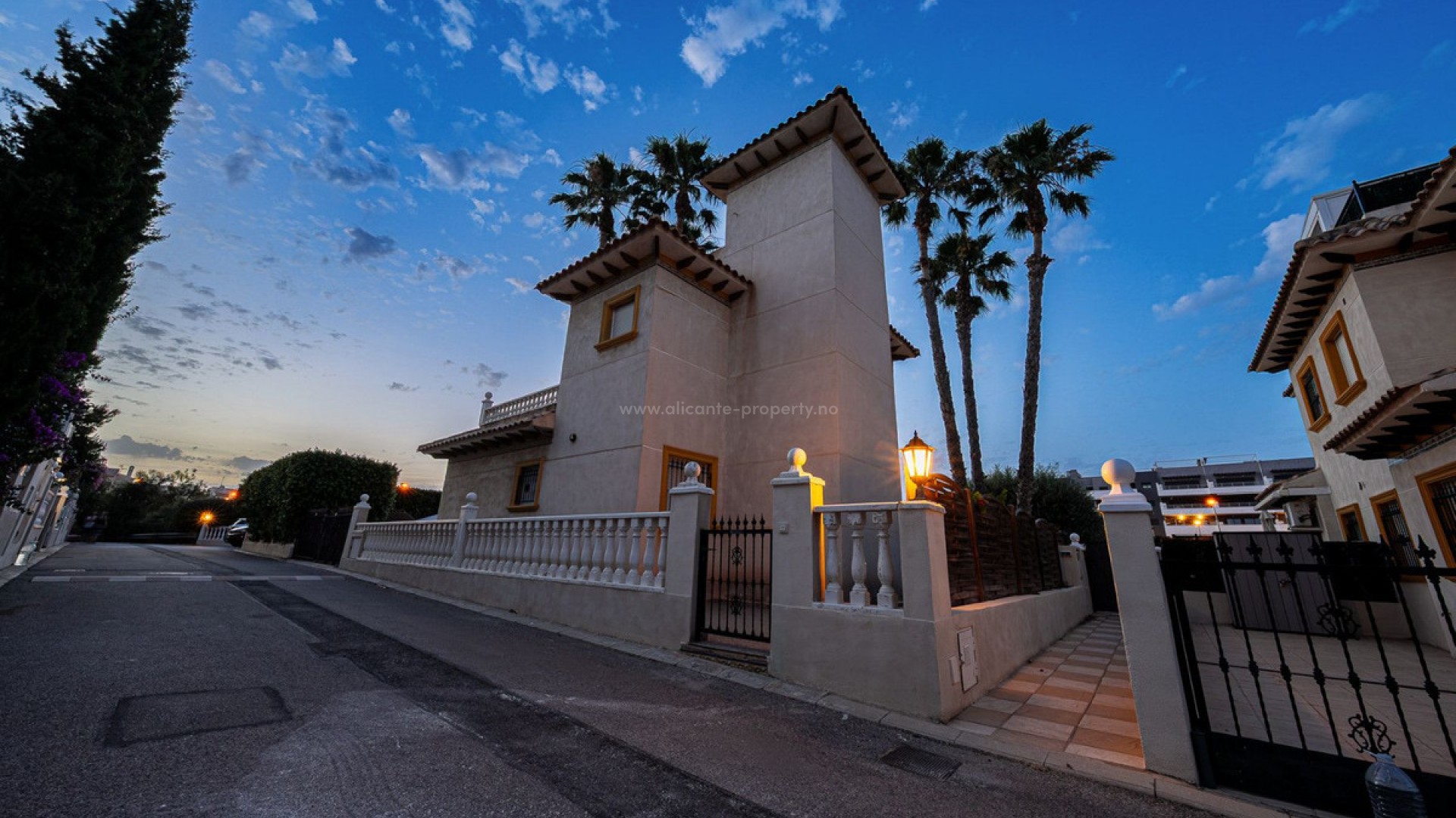 Villa en Orihuela Costa