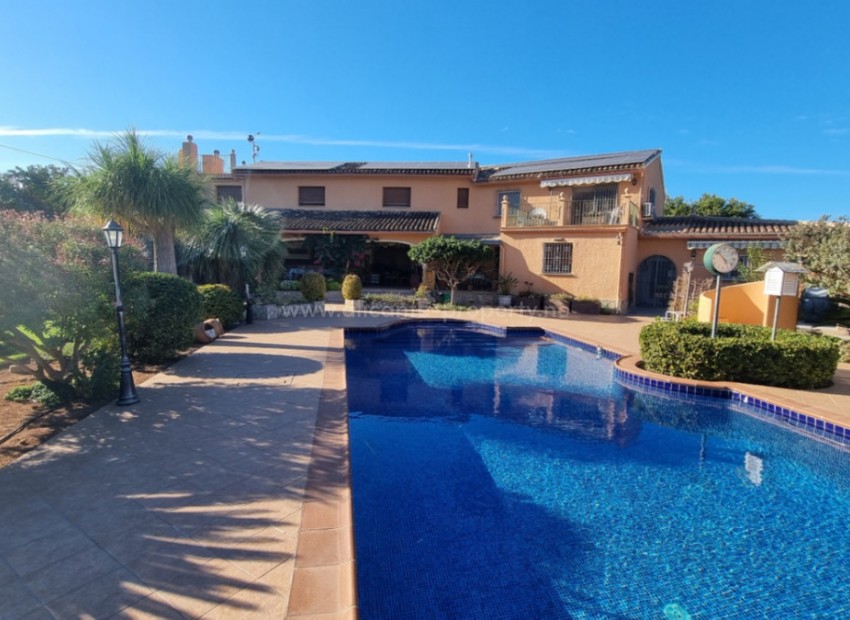 Villa en Pedreguer Centro