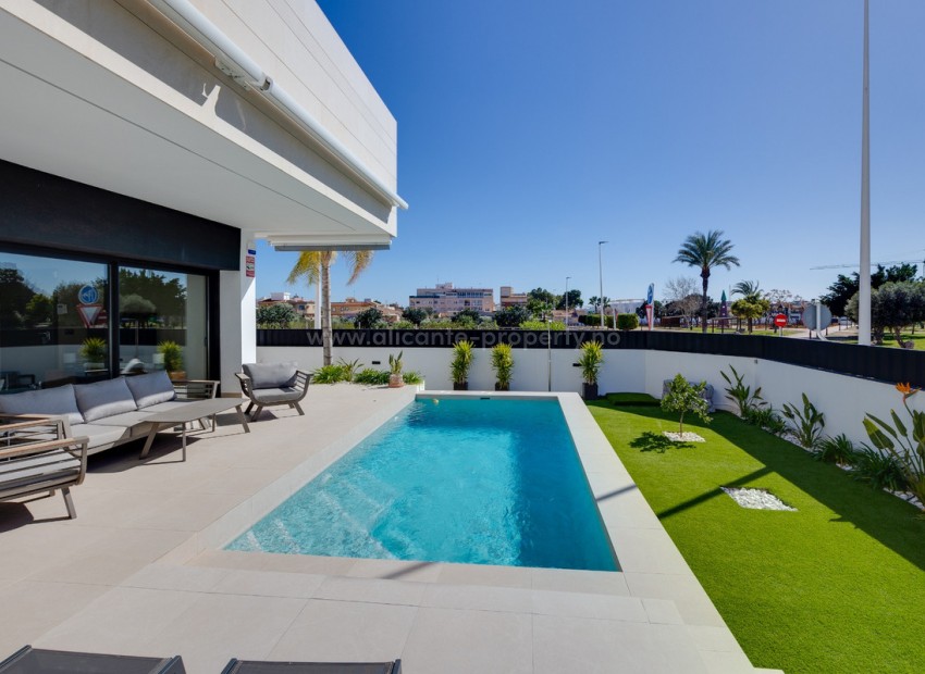 Villa en Pilar de la Horadada Centro