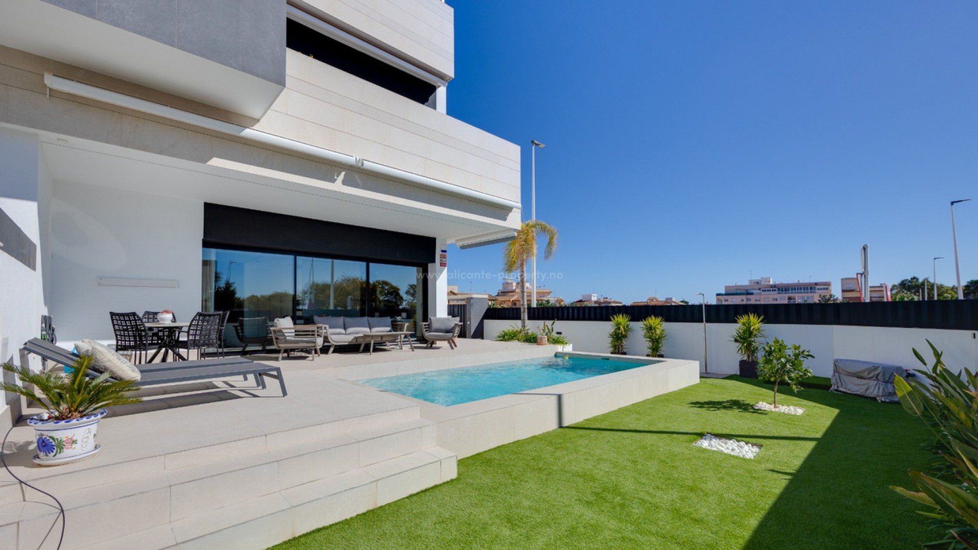 Villa en Pilar de la Horadada Centro