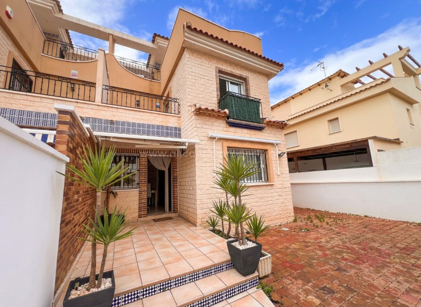 Villa en Pilar de la Horadada Centro