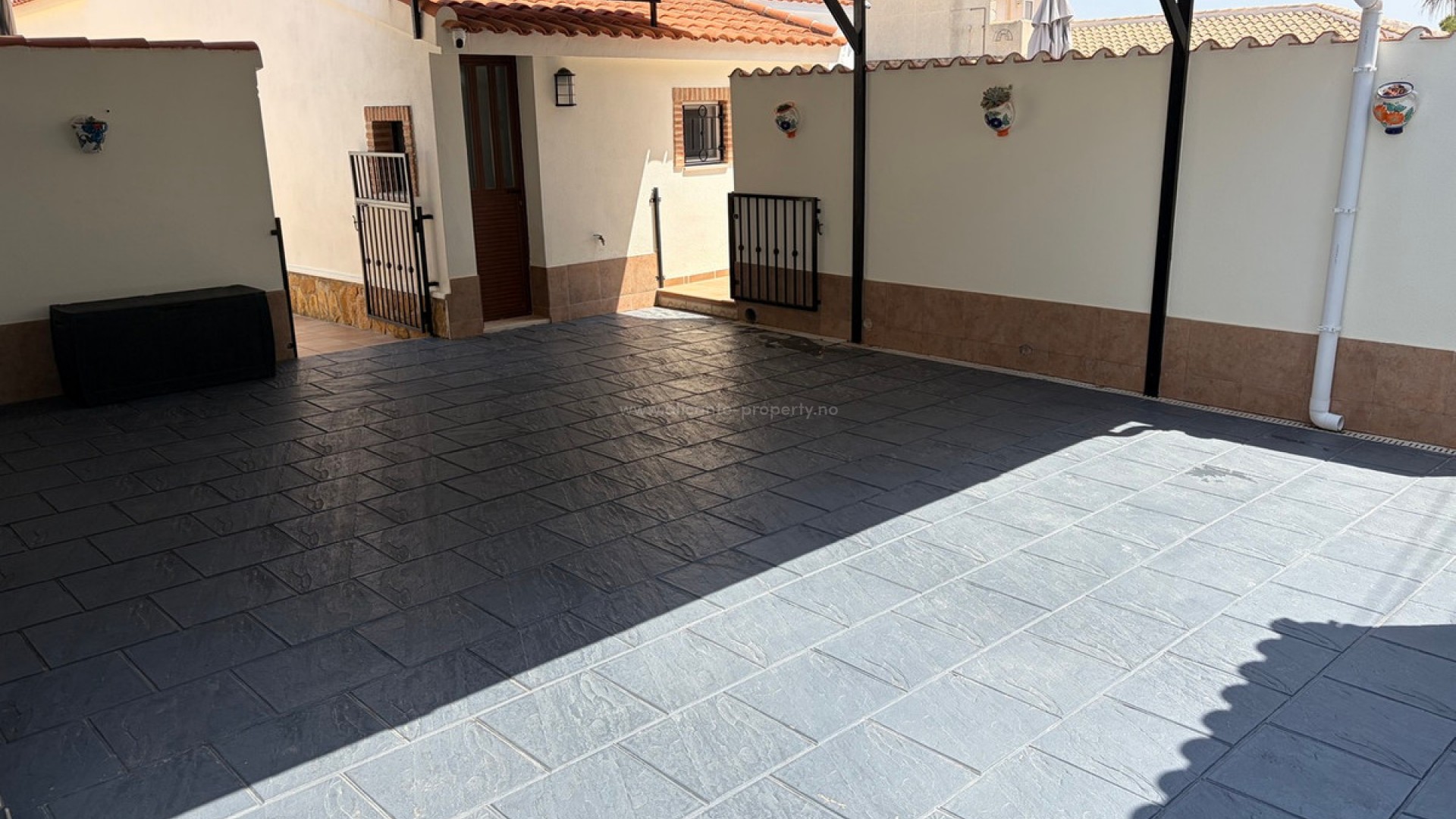 Villa en Pinar de Campoverde