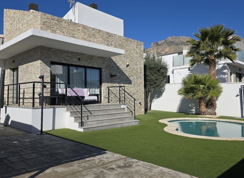 Villa en Polop Centro