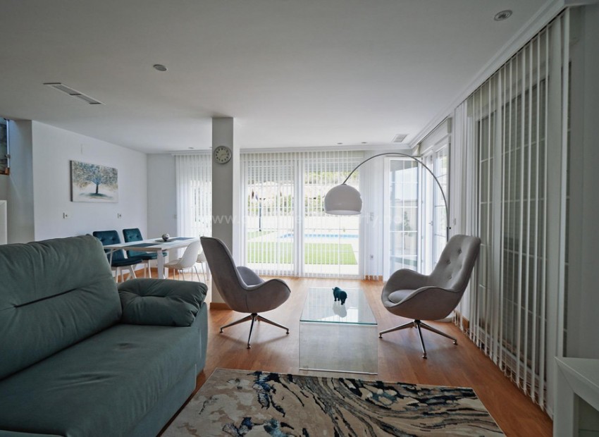 Villa en Polop Centro