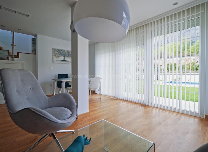 Villa en Polop Centro