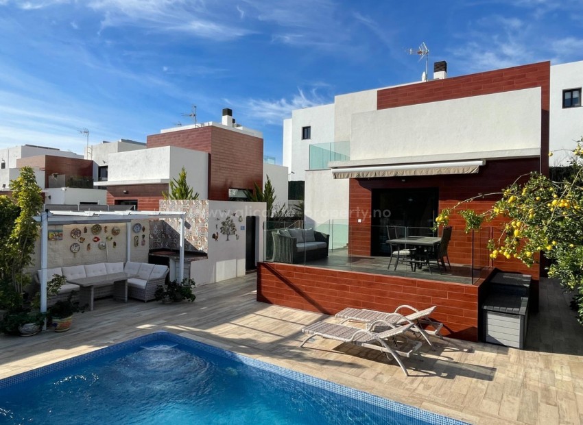 Villa en Polop Centro