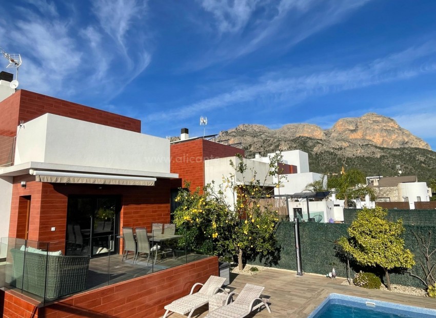 Villa en Polop Centro